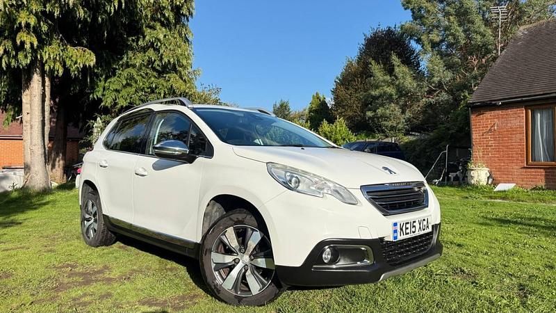 White Used 2015 Peugeot 2008 Allure SUV | £3,999 (Fair price) - Image 1/4