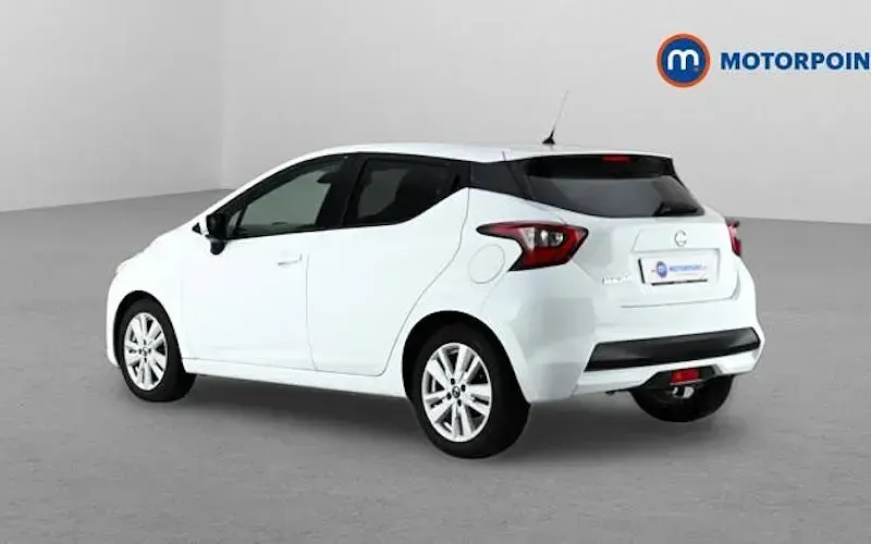 Begagnad Nissan Micra Acenta 101 HK (74 kW) 2020 Vit Halvkombi