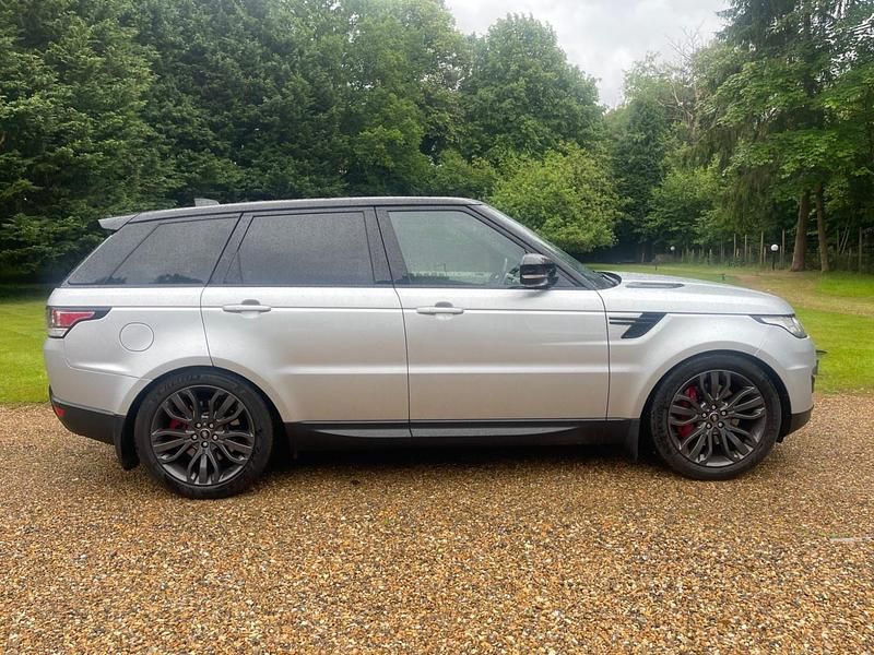 Second-hand Land Rover Range Rover Sport HSE Dynamic 2018 Argintiu SUV