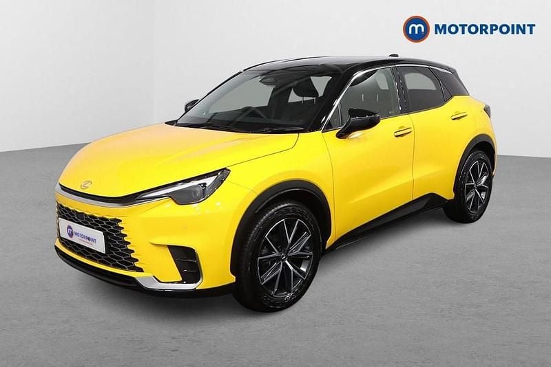 Used Lexus LBX 136 HP (100 kW) 2025 Yellow SUV