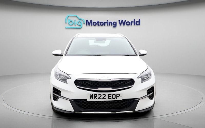Used Kia XCeed 120 HP (88 kW) 2022 White SUV