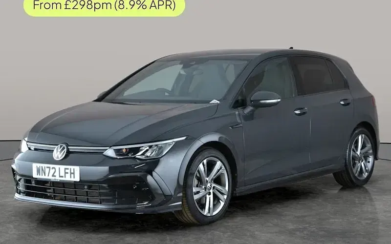 Second-hand VW Golf VIII R-line 150 CP (110 kW) 2024 Hatchback