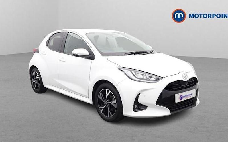 Used Toyota Yaris Hybrid Design 116 HP (85 kW) 2026 Hatchback