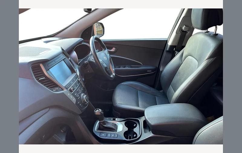 Used Hyundai Santa Fe 200 HP (147 kW) 2017 Black SUV