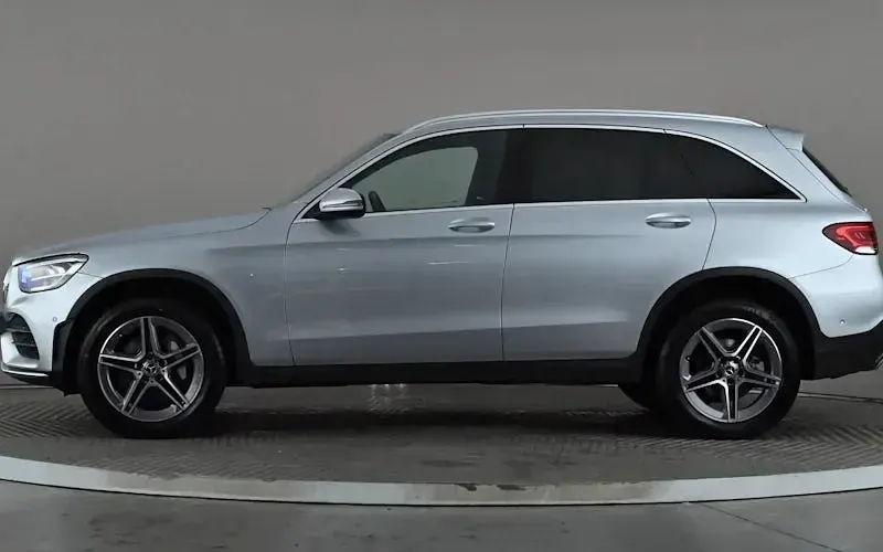 Used Mercedes E300 AMG line 306 HP (225 kW) 2022 Estate