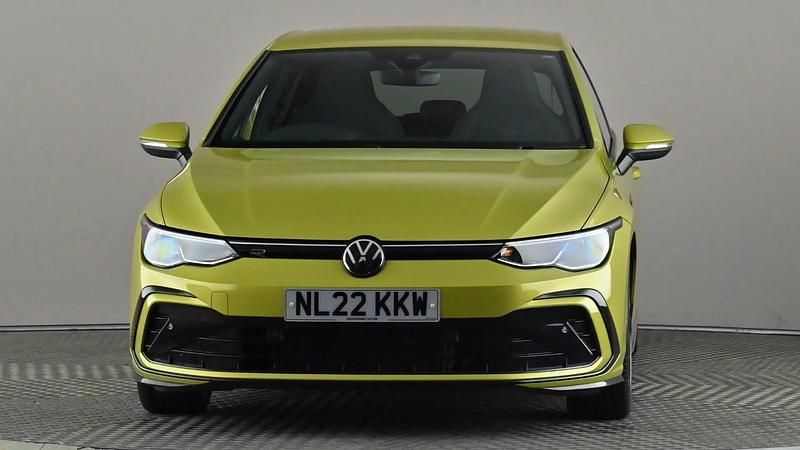 Used VW Golf VIII R-line 150 HP (110 kW) 2022 Yellow Hatchback