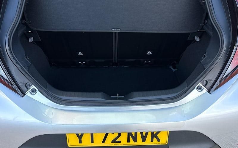 Used Toyota Aygo X PURE 72 HP (52 kW) 2025 SUV