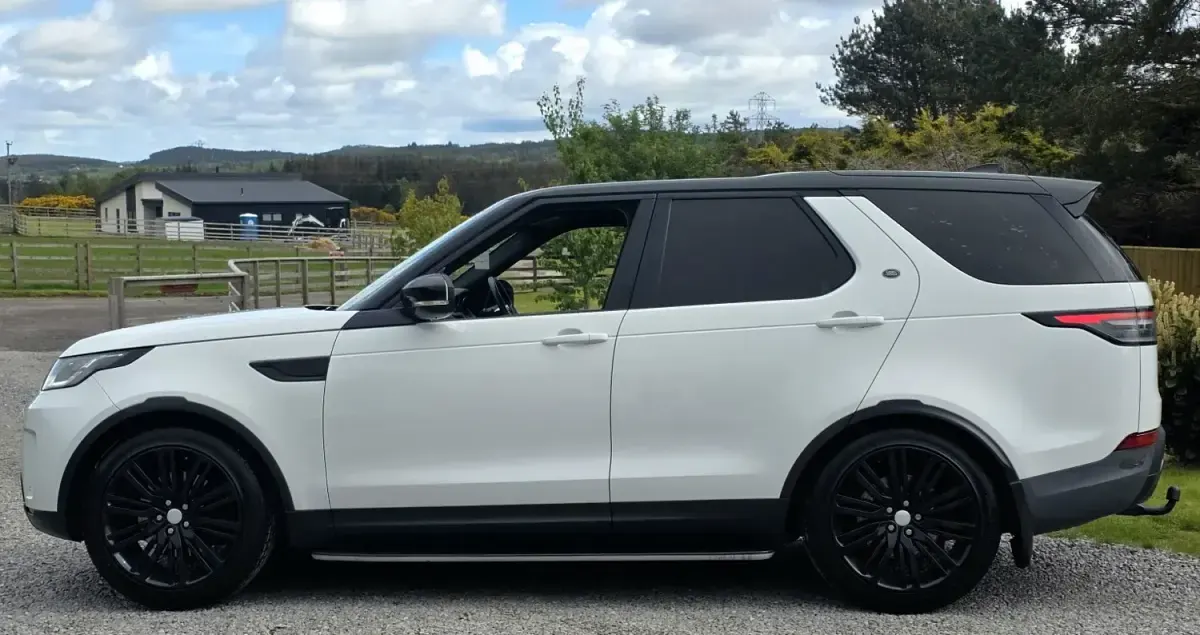 Gebraucht Land Rover Discovery 5 SE 258 PS (189 kW) 2017 Weiß SUV