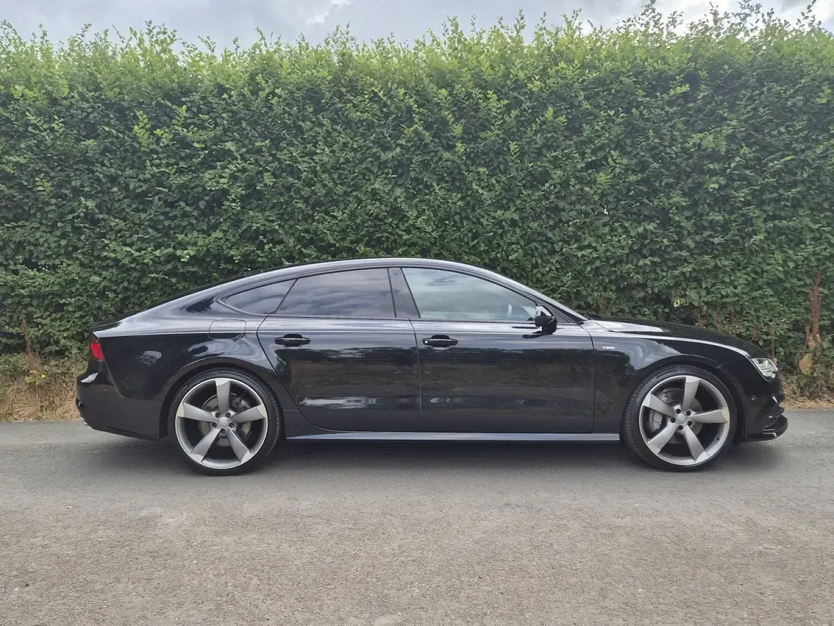 Used Audi A7 Black Edition 272 HP (200 kW) 2016 Black Hatchback