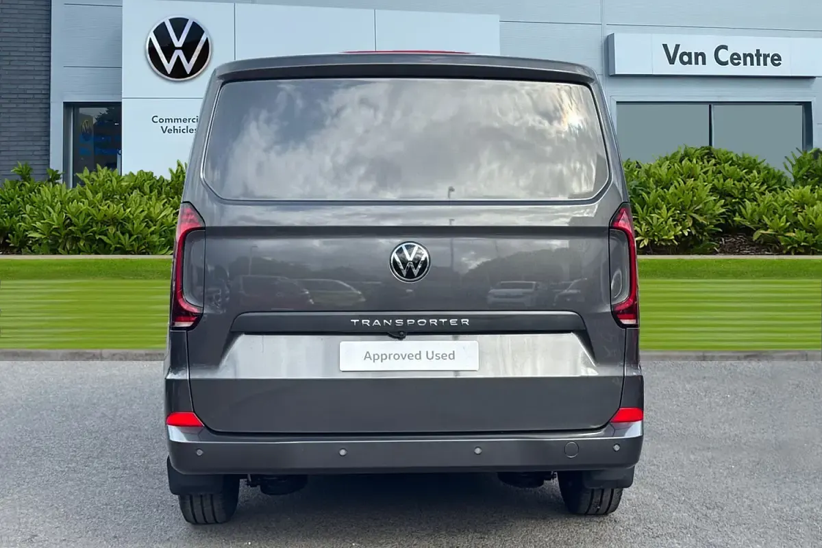 New VW Transporter Pro 150 HP (110 kW) 2026 Grey Van