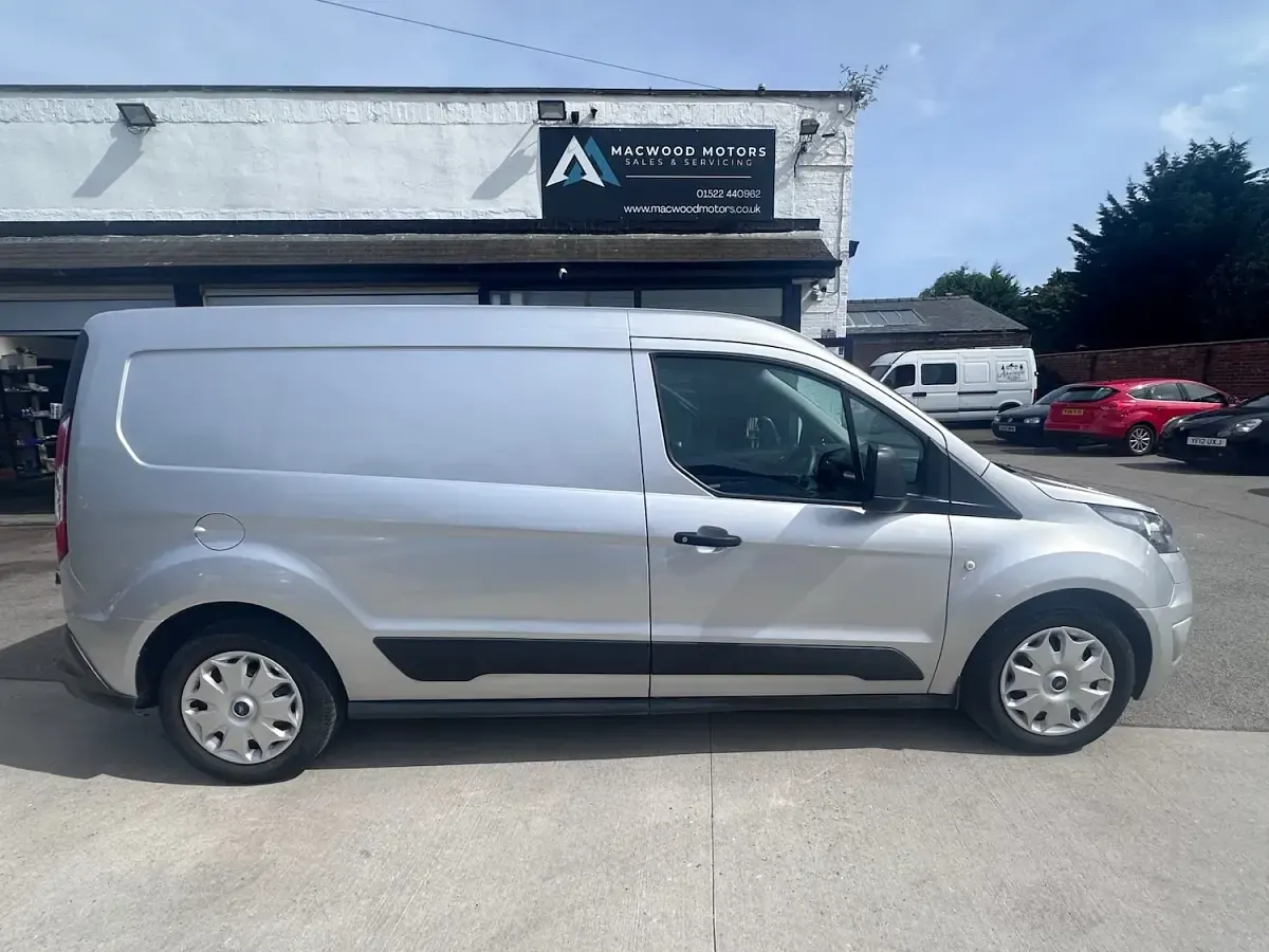 Used Ford Transit Connect Trend 95 HP (69 kW) 2016 Silver MPV