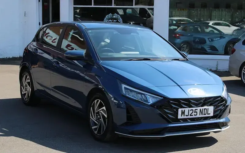 Used Hyundai i20 Advanced 101 HP (74 kW) 2025 Hatchback