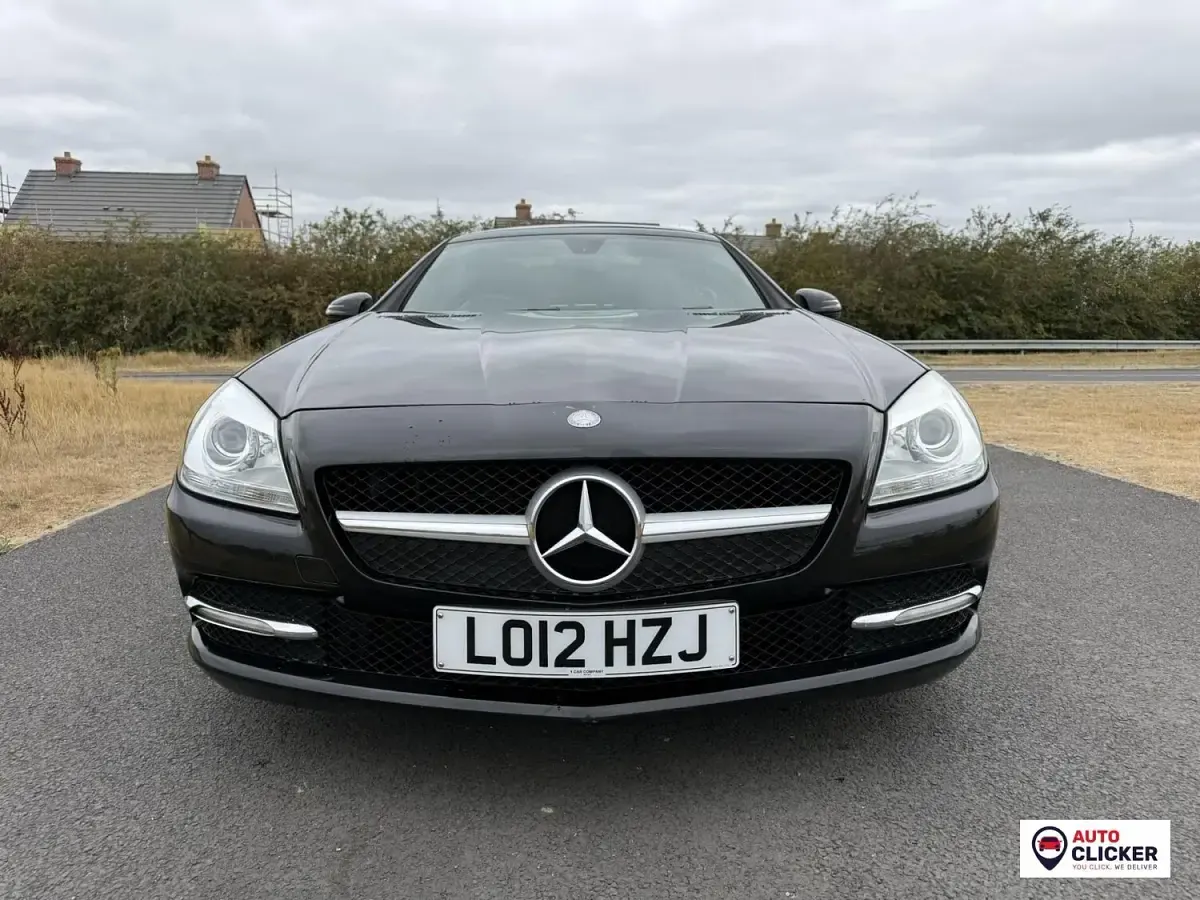 Used Mercedes SLK250 204 HP (150 kW) 2012 Black Cabriolet