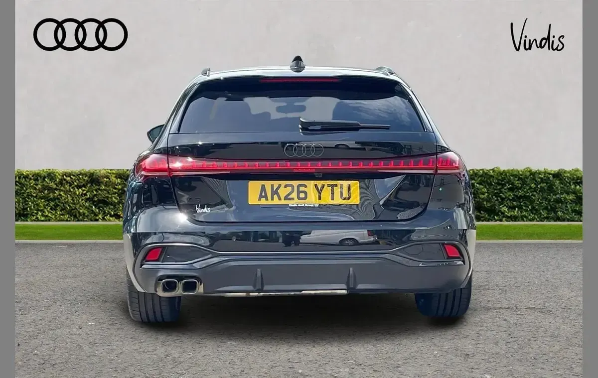 New Audi A5 Comfort 204 HP (150 kW) 2026 Black Estate