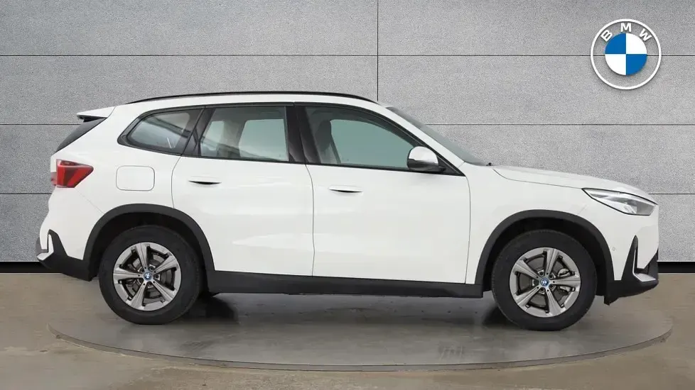 Used BMW X1 Sport Line 242 HP (177 kW) 2025 White SUV