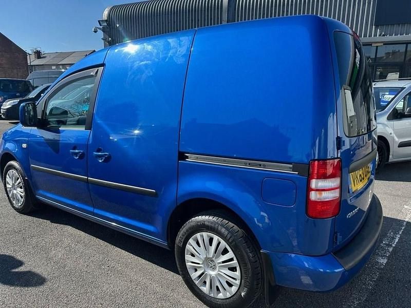 Used VW Caddy Trendline 102 HP (75 kW) 2013 Blue MPV