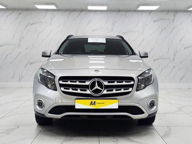 Used Mercedes GLA200 SE 136 HP (100 kW) 2017 SUV