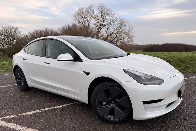 Black Used 2022 Tesla Model 3 RWD Sedan | £19,990 (Fair price) - Image 1/1
