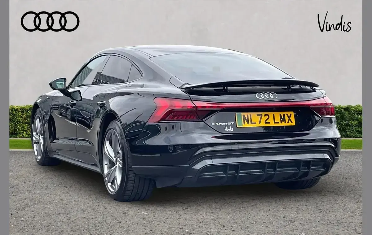 Used Audi e-tron GT quattro Comfort 384 kW (523 HP) 2022 Black Sedan