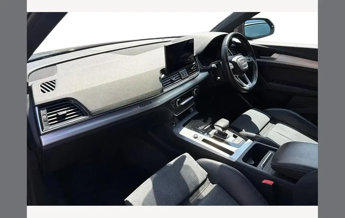 Used Audi Q5 S-Line 201 HP (147 kW) 2021 Mythos black SUV