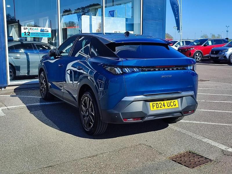 Gebraucht Peugeot 3008 Allure 134 PS (98 kW) 2024 Blau SUV