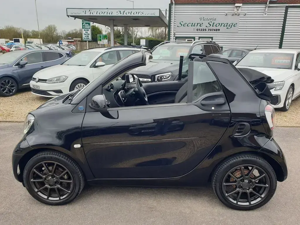 Used Smart ForTwo Electric Drive Brabus 22 kW (30 HP) 2021 Black Cabriolet