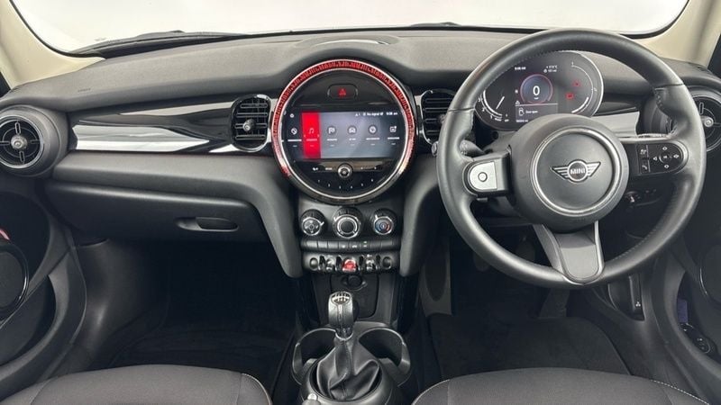 Image 4/4