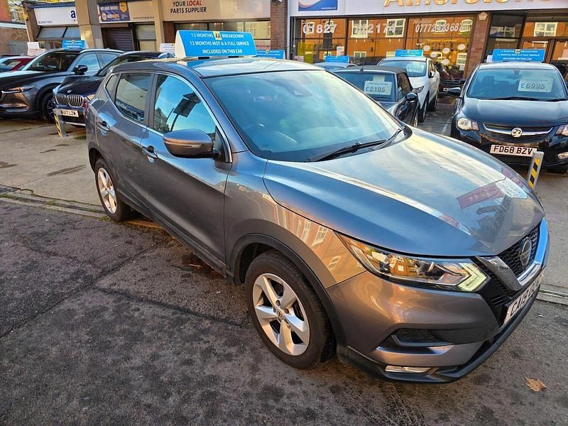 Grey Used 2019 Nissan Qashqai Acenta Premium SUV | £9,995 (Good price) - Image 1/4