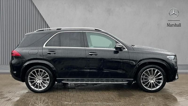 Used Mercedes GLE300 AMG Line Premium 269 HP (197 kW) 2025 Obsidian black metallic