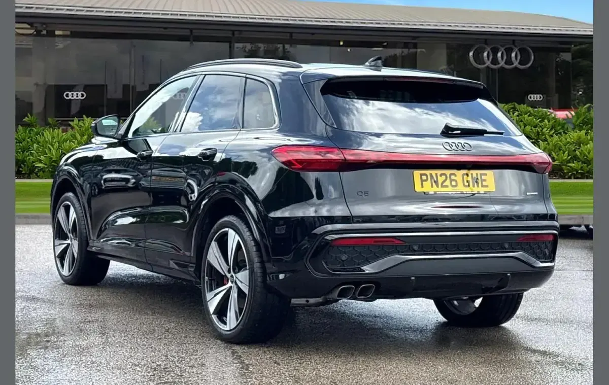 Used Audi Q5 Comfort 204 HP (150 kW) 2026 Black SUV