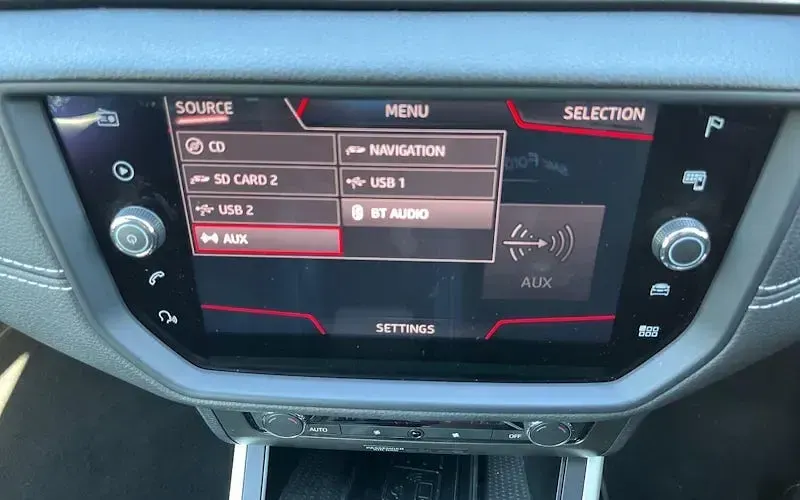 Used Seat Arona XCELLENCE Lux 116 HP (85 kW) 2019 Red SUV