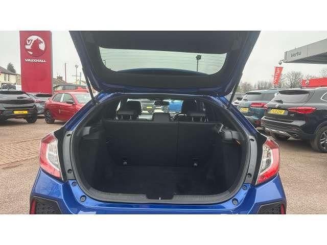 Używany Honda Civic EX 126 KM (92 kW) 2020 Niebieski Hatchback
