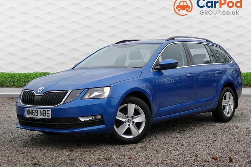 Blue Used 2020 Skoda Octavia SE Technology Estate | £11,490 (Good price) - Image 1/1