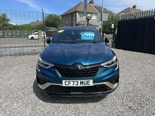 Used Renault Arkana Engineered 145 HP (106 kW) 2023 Blue SUV