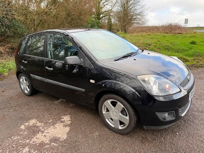 Used Ford Fiesta Zetec 79 HP (58 kW) 2006 Black Hatchback