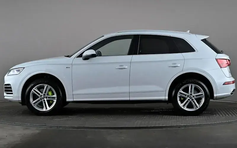 Used Audi Q5 S-Line 245 HP (180 kW) 2020 White SUV