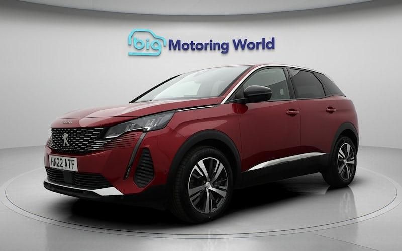 Second-hand Peugeot 3008 Allure 131 CP (96 kW) 2022 Roșu SUV