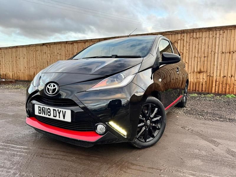 Used Toyota Aygo x-press 2018 Black Hatchback