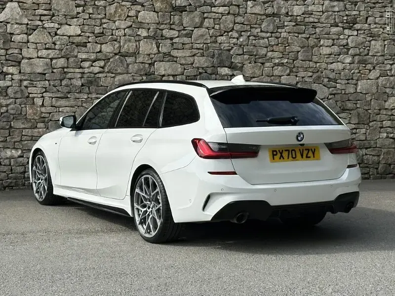 Used BMW 320 M Sport 187 HP (137 kW) 2020 White Estate