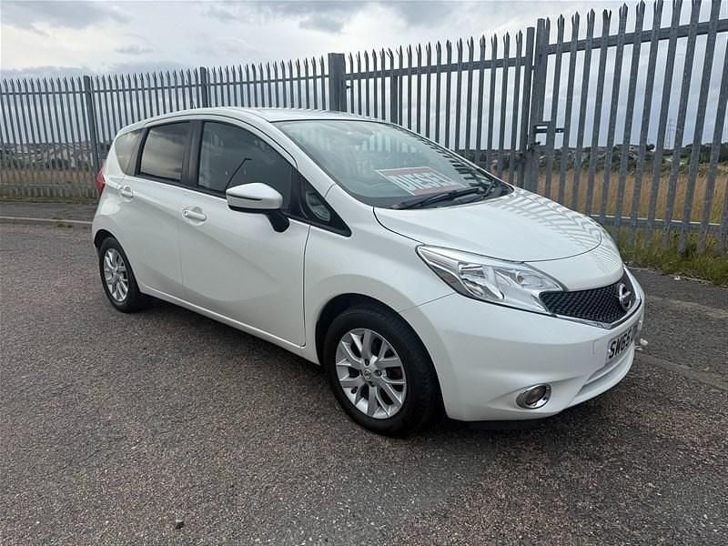 Used Nissan Note Acenta Premium 90 HP (66 kW) 2015 White Hatchback