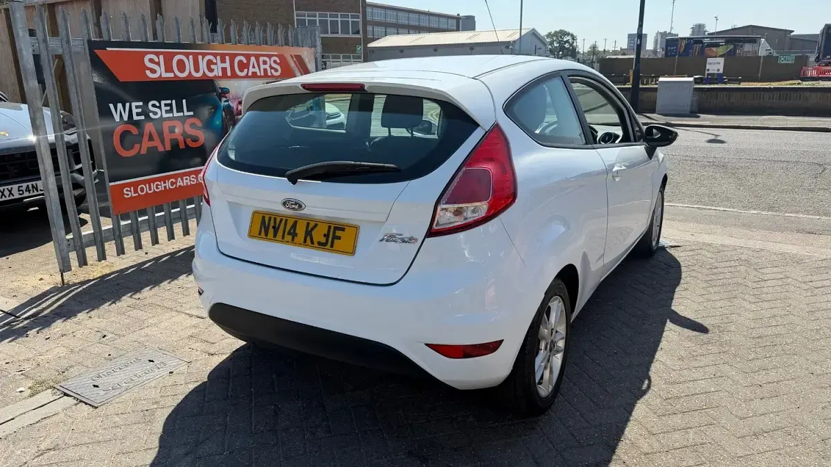 Used Ford Fiesta Style 2014 White Hatchback