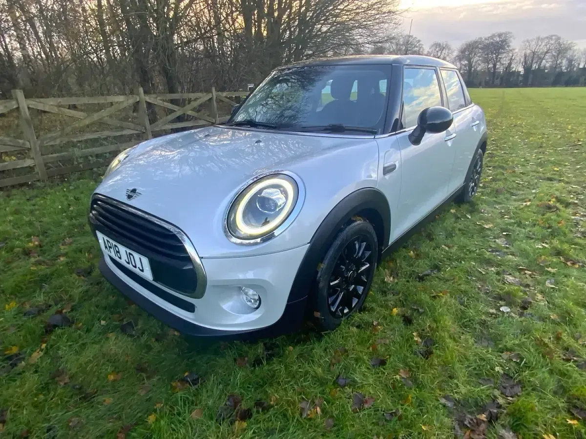 Used Mini Cooper Hatch 2018 Silver Hatchback