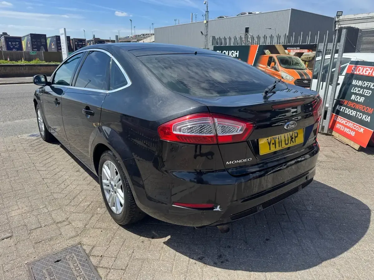 Used Ford Mondeo Titanium X 145 HP (106 kW) 2011 Black Hatchback