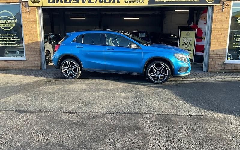 Used Mercedes GLA220 AMG line 177 HP (130 kW) 2015 Blue SUV
