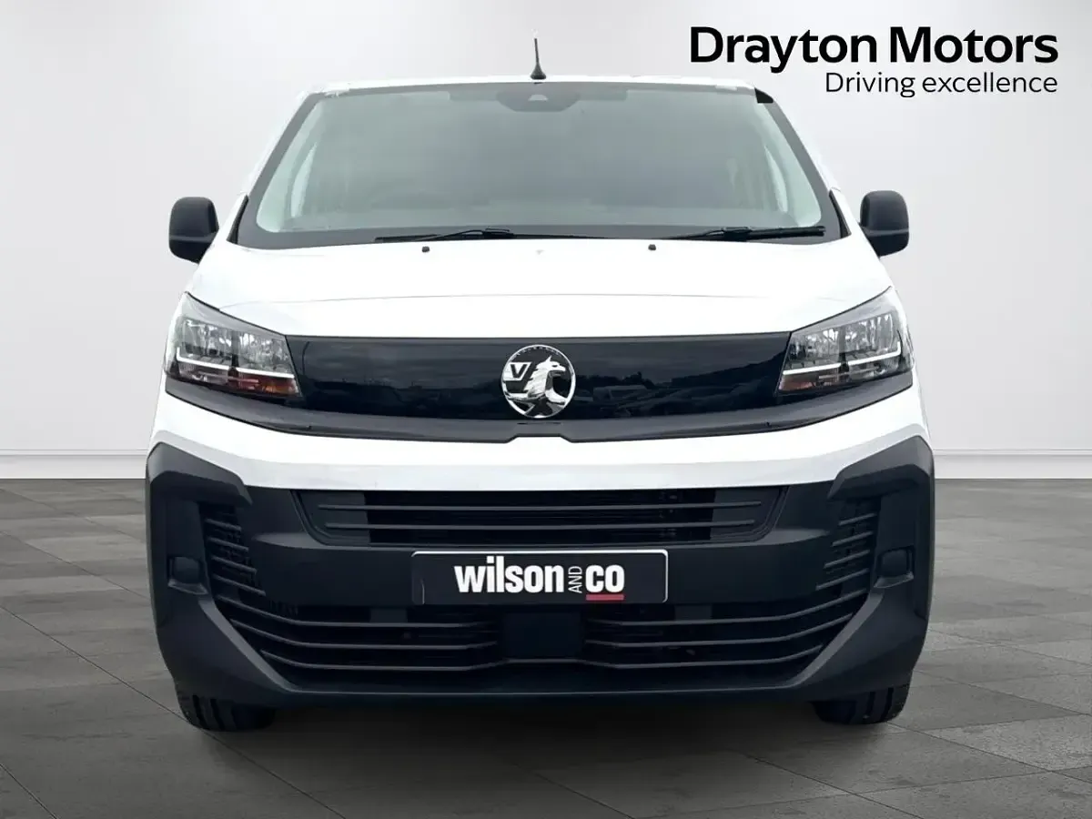 New Vauxhall Vivaro 150 HP (110 kW) 2026 White MPV
