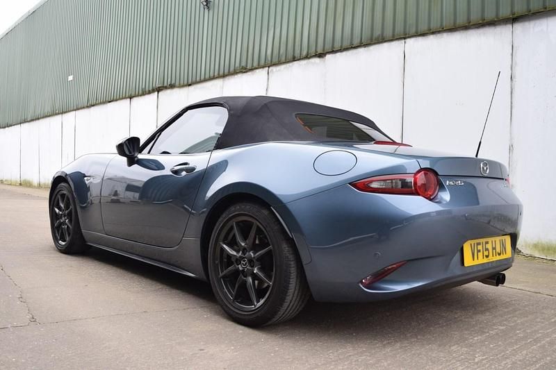 Używany Mazda MX5 Inclusive 2015 Niebieski Kabriolet