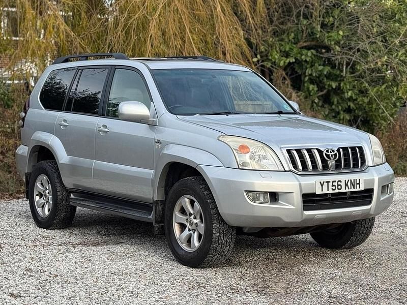 Used Toyota Land Cruiser 2006 Silver Estate