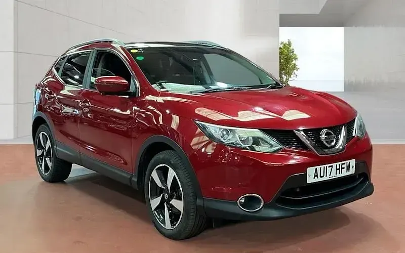 Used Nissan Qashqai N-Connecta 110 HP (80 kW) 2017 SUV