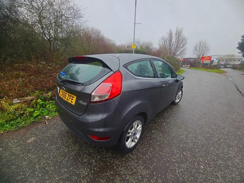 Used Ford Fiesta Zetec 2016 Grey Hatchback