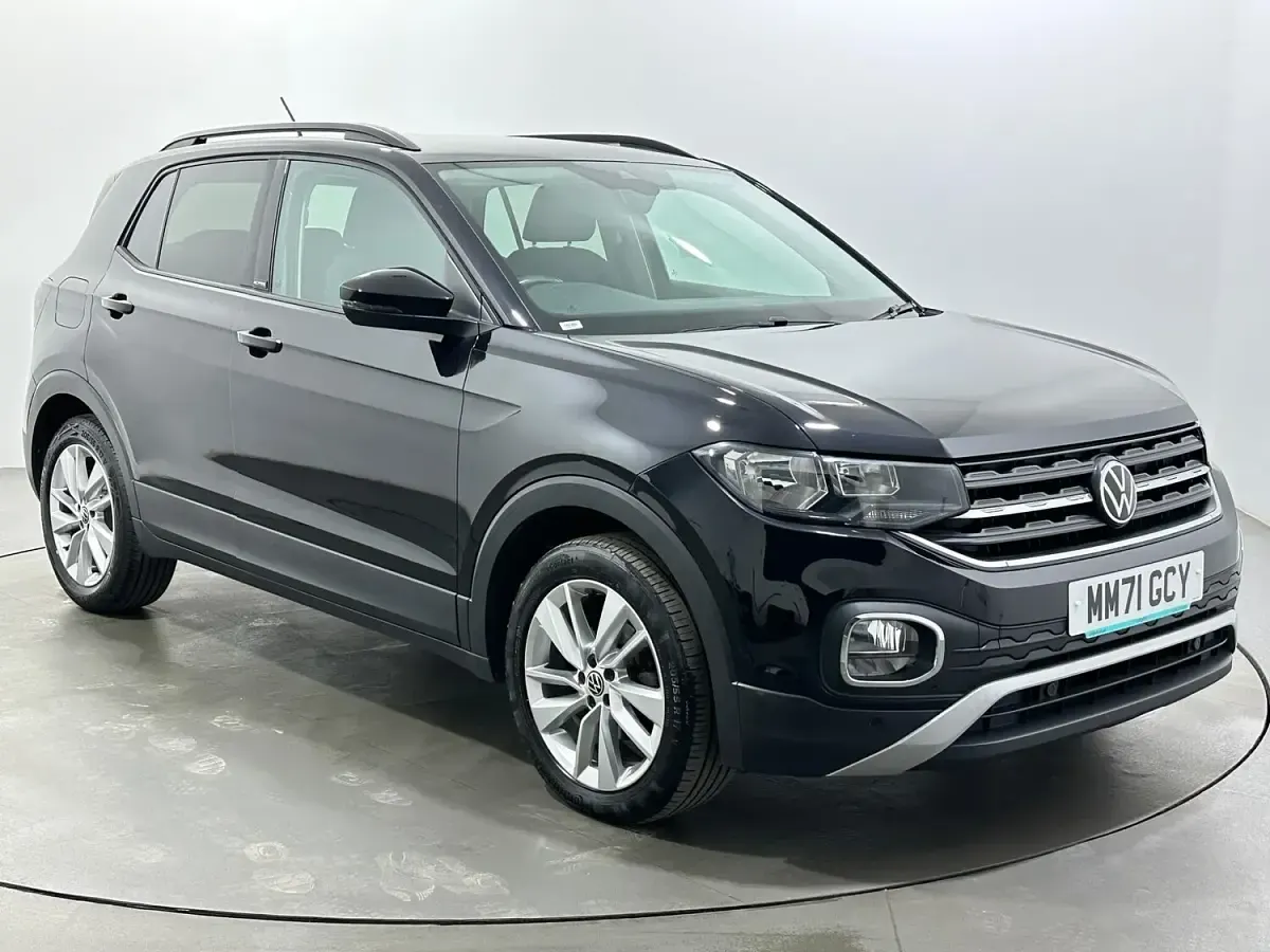Used VW T-Cross Active 110 HP (80 kW) 2021 SUV